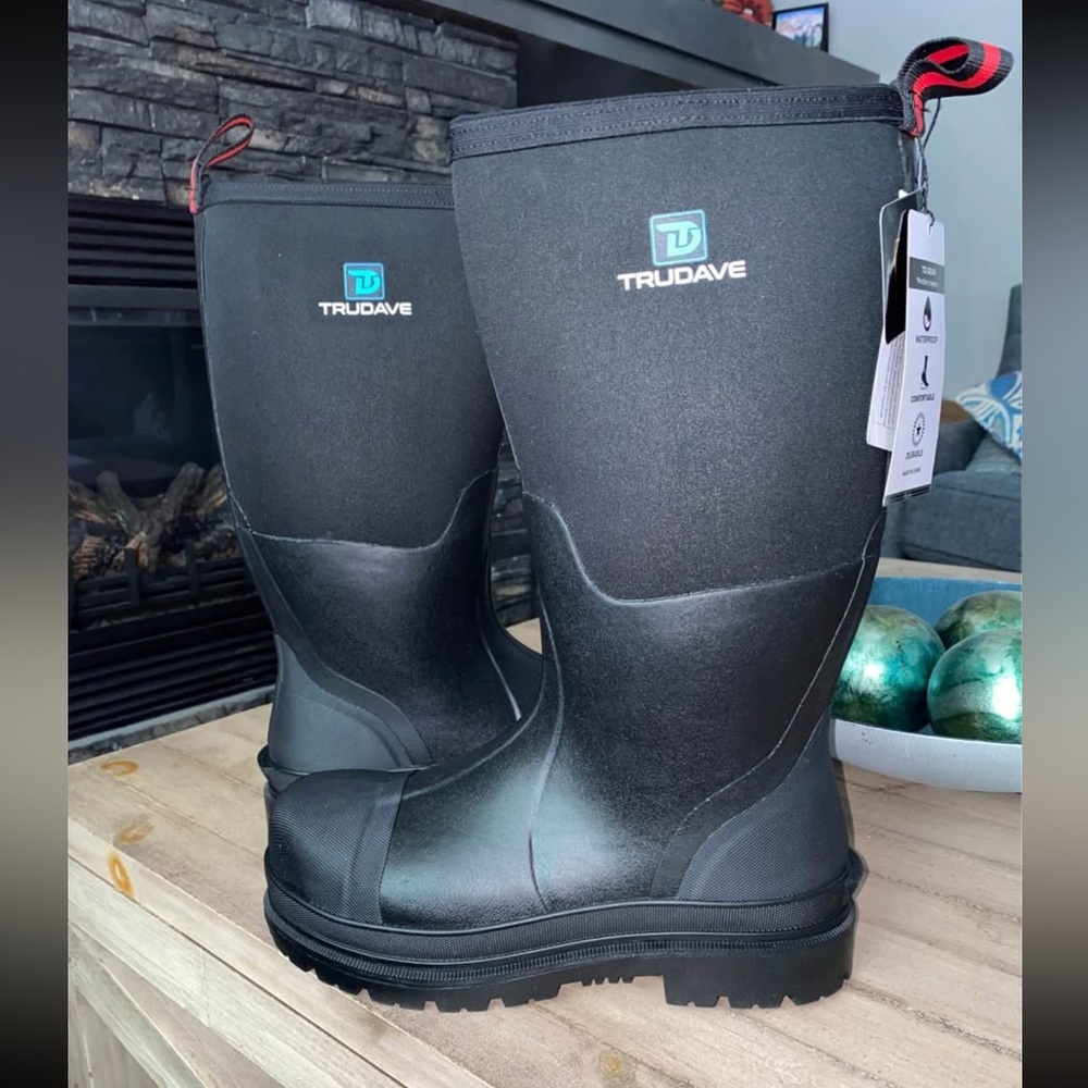 NEW IN BOX TRUDAVE Rubber Boots - Waterproof + Warm - Size 8